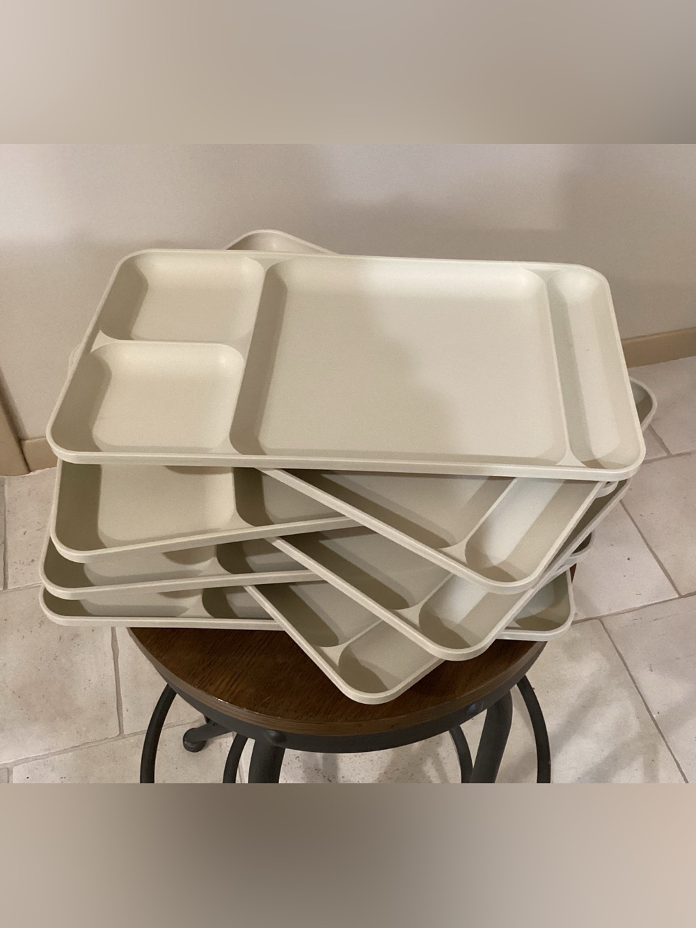 Tupperware Divided Compartment Meal Trays - Set of 7